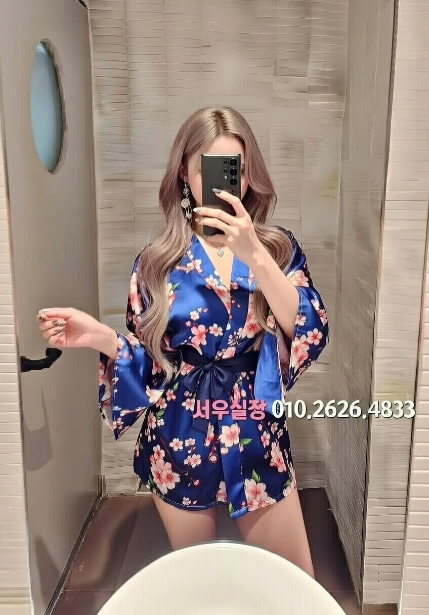 검단 미러룸 프리미엄 라인업 24번 프로필